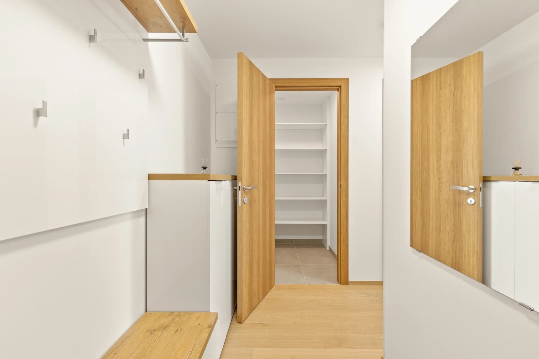 Prenájom bytu 2-izbový 59 m², Hodonínská, Praha, Praha Prenájom bytu 2-izbový 59 m², Hodonínská, Praha, Praha