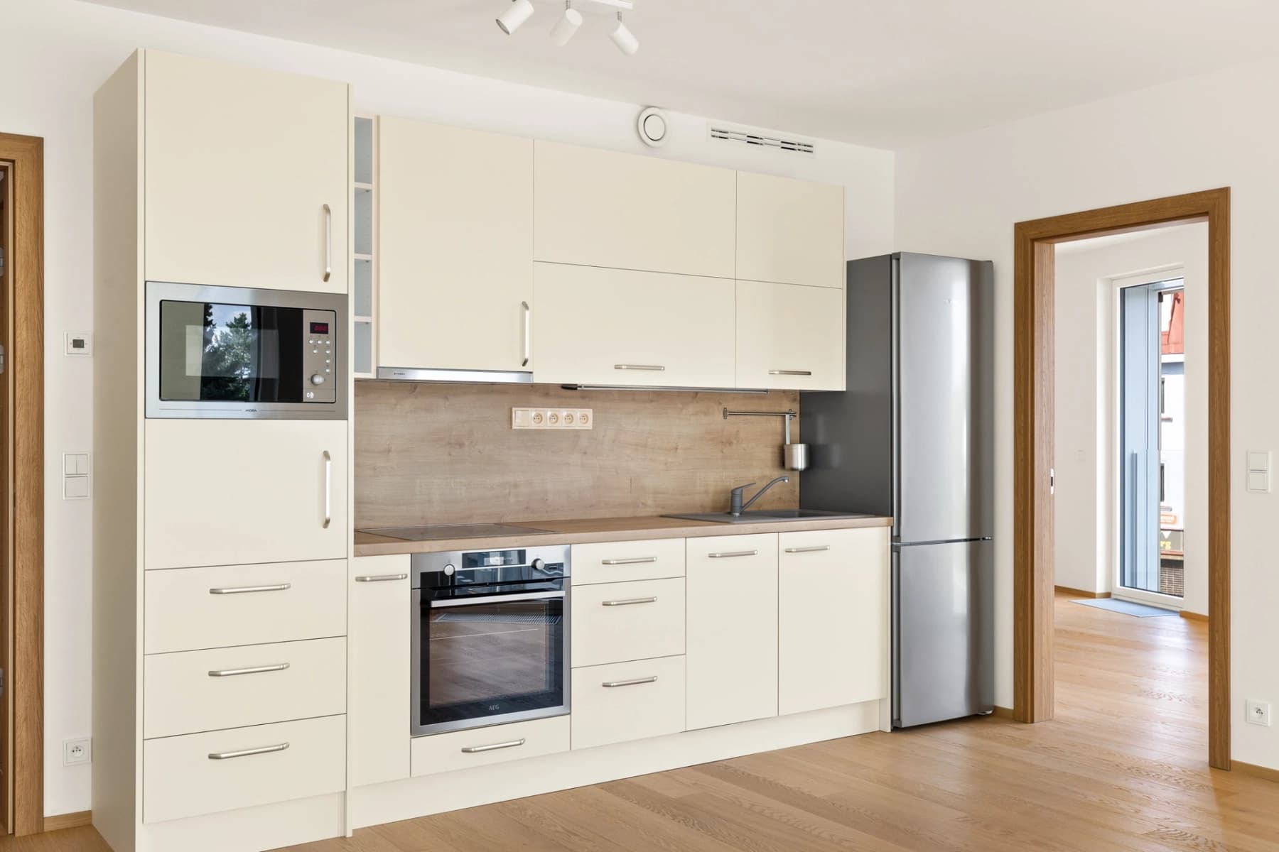 Prenájom bytu 2-izbový 59 m², Hodonínská, Praha, Praha Prenájom bytu 2-izbový 59 m², Hodonínská, Praha, Praha