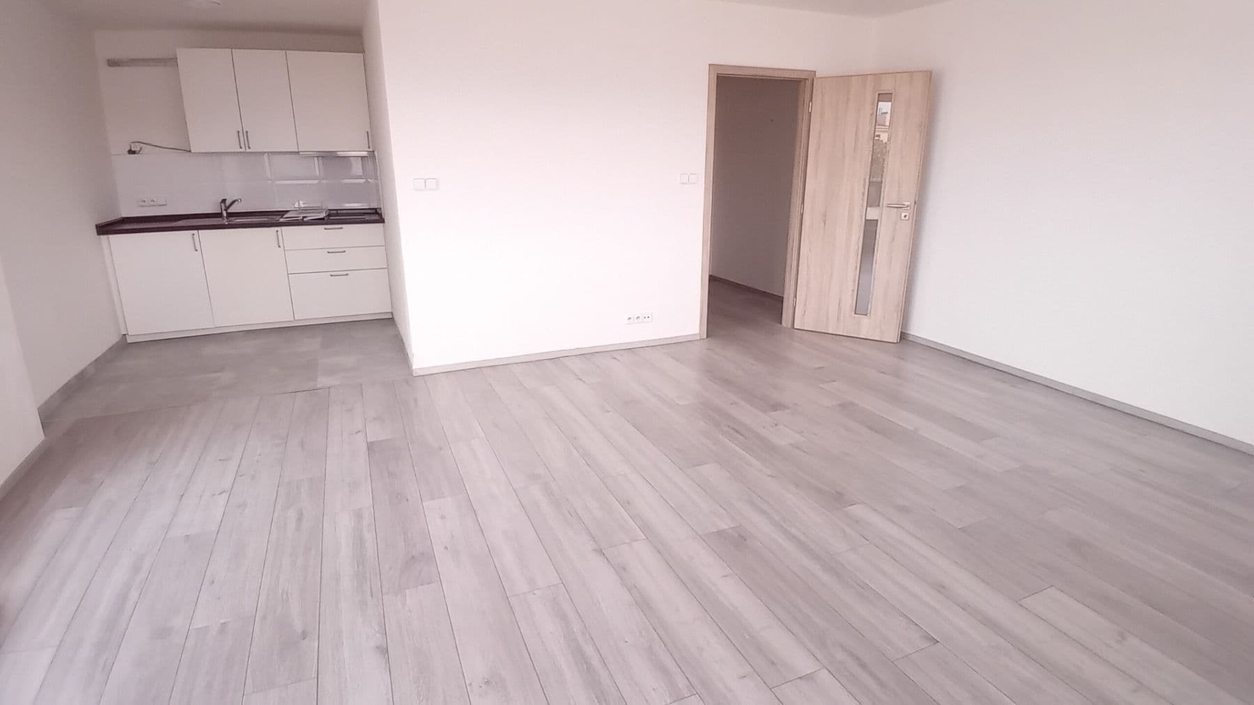 Prenájom nebytového priestoru 67 m², Ondříčkova, Praha, Praha Prenájom nebytového priestoru 67 m², Ondříčkova, Praha, Praha
