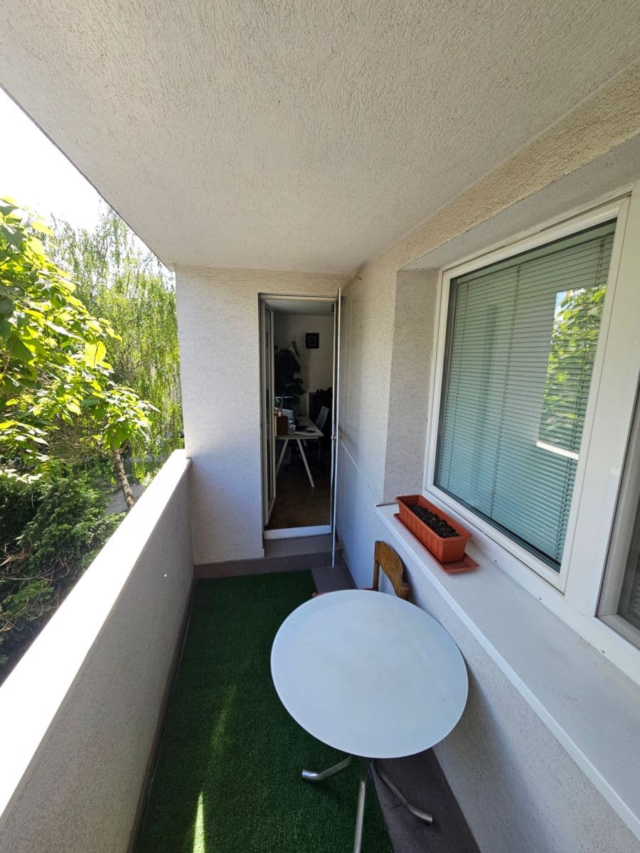 Prenájom bytu 3-izbový 80 m², Staré záhrady, Ružinov, Bratislavský kraj Prenájom bytu 3-izbový 80 m², Staré záhrady, Ružinov, Bratislavský kraj