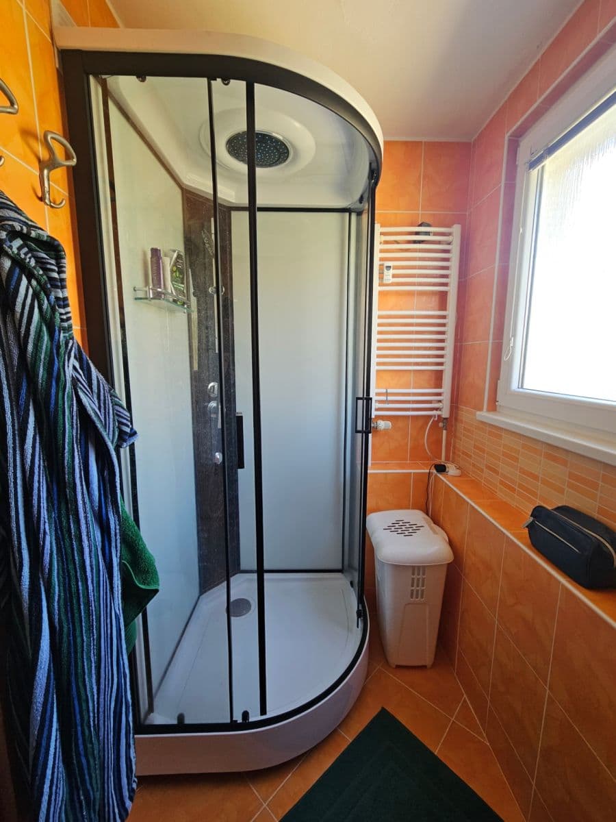 Prenájom bytu 3-izbový 80 m², Staré záhrady, Ružinov, Bratislavský kraj Prenájom bytu 3-izbový 80 m², Staré záhrady, Ružinov, Bratislavský kraj