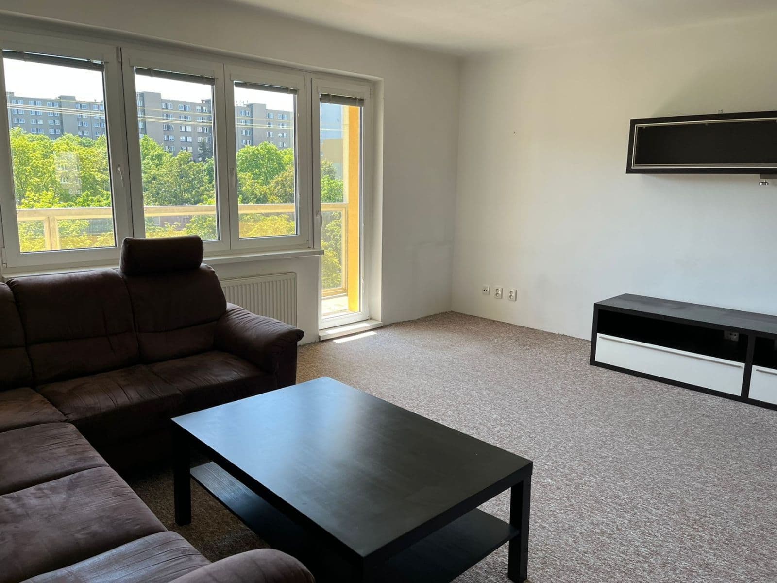 Prenájom bytu 4-izbový 76 m², Hlavní, Praha, Praha Prenájom bytu 4-izbový 76 m², Hlavní, Praha, Praha