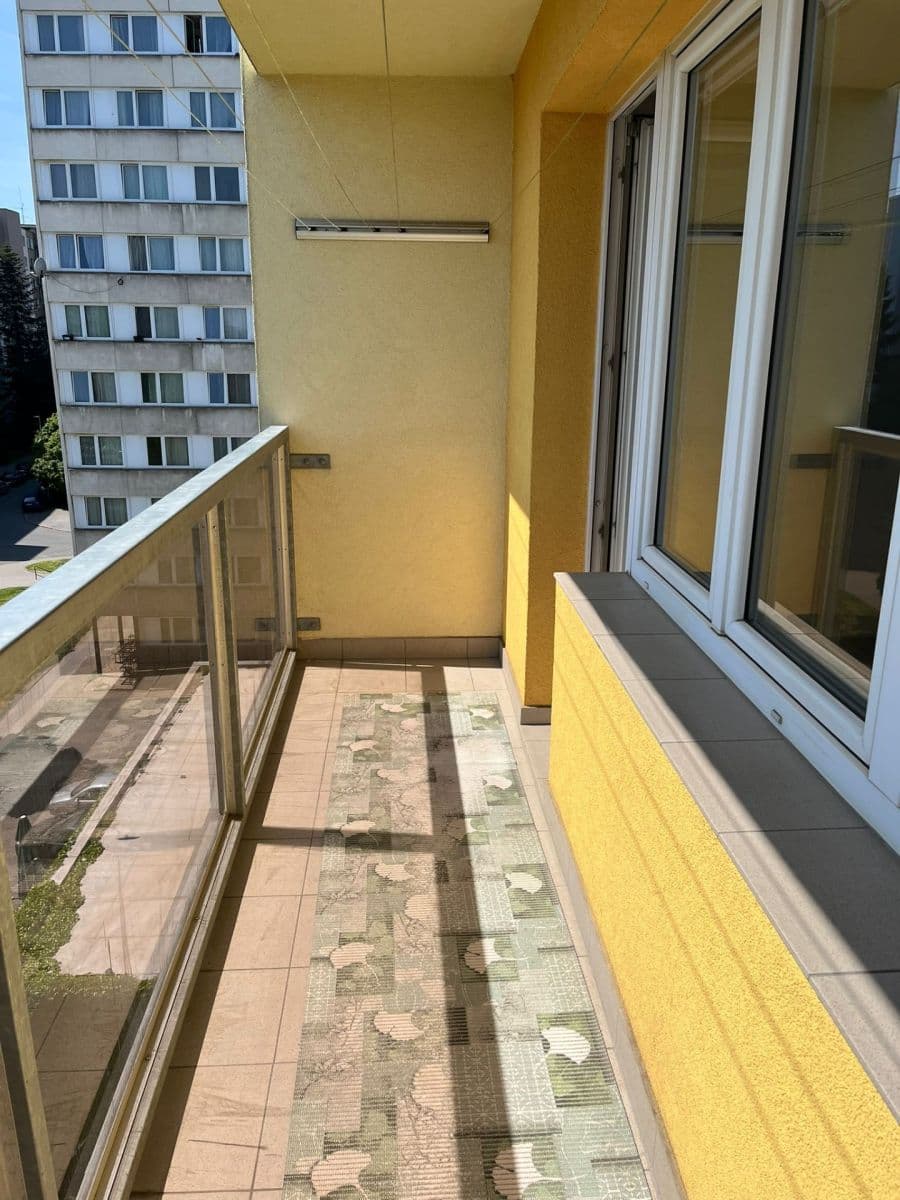 Prenájom bytu 4-izbový 76 m², Hlavní, Praha, Praha Prenájom bytu 4-izbový 76 m², Hlavní, Praha, Praha