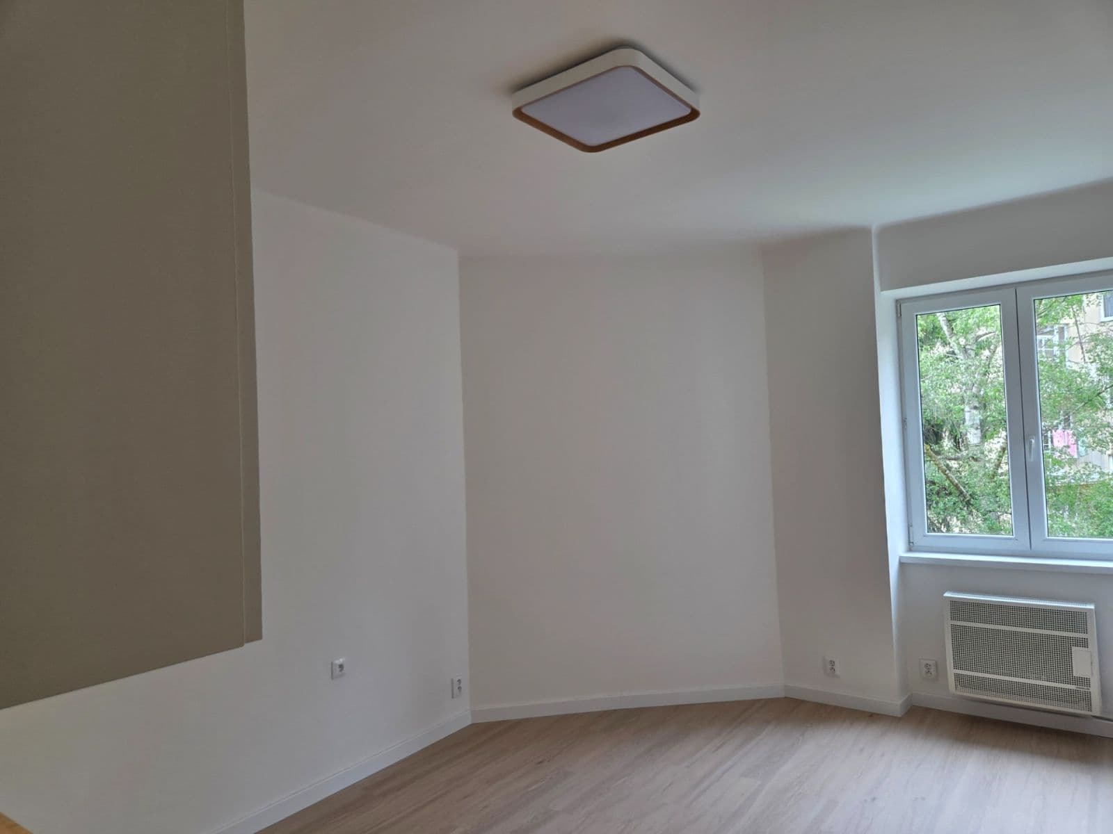 Prenájom bytu 1-izbový 24 m², Pivovarnická, Praha, Praha Prenájom bytu 1-izbový 24 m², Pivovarnická, Praha, Praha