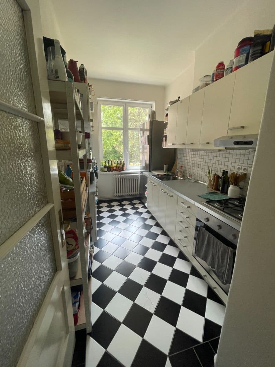 Prenájom bytu 3-izbový 86 m², Verdunská, Praha, Praha Prenájom bytu 3-izbový 86 m², Verdunská, Praha, Praha