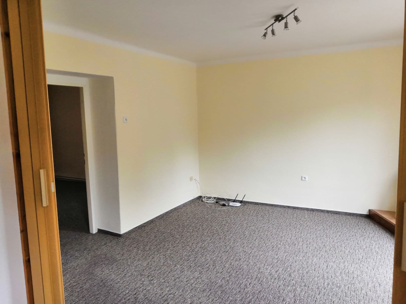 Prenájom bytu 2-izbový 55 m², Pražská, Ruda, Středočeský kraj Prenájom bytu 2-izbový 55 m², Pražská, Ruda, Středočeský kraj