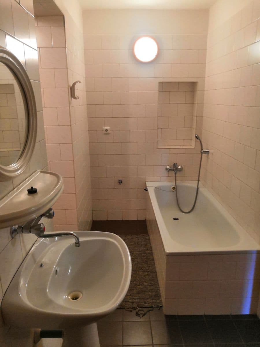 Prenájom bytu 2-izbový 55 m², Pražská, Ruda, Středočeský kraj Prenájom bytu 2-izbový 55 m², Pražská, Ruda, Středočeský kraj