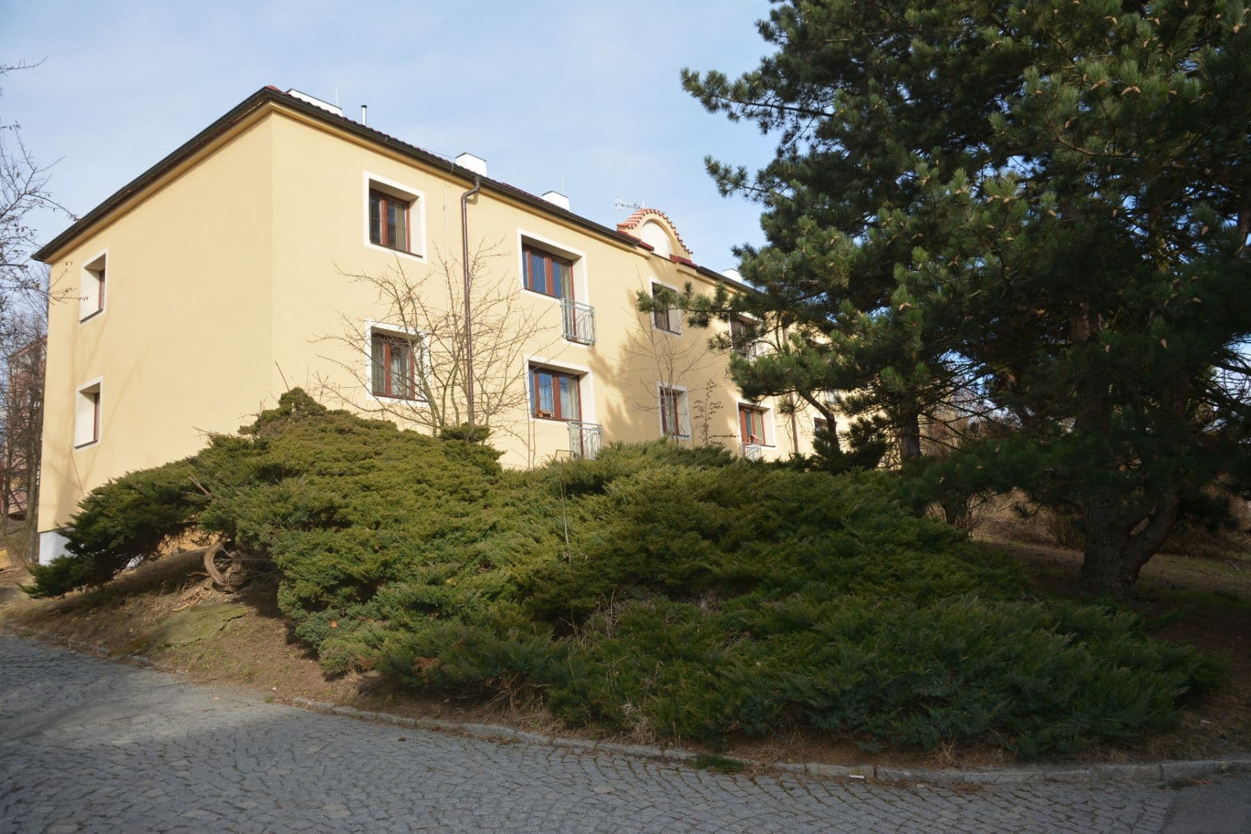Prenájom bytu 3-izbový 71 m², Pražská, Slaný, Středočeský kraj Prenájom bytu 3-izbový 71 m², Pražská, Slaný, Středočeský kraj