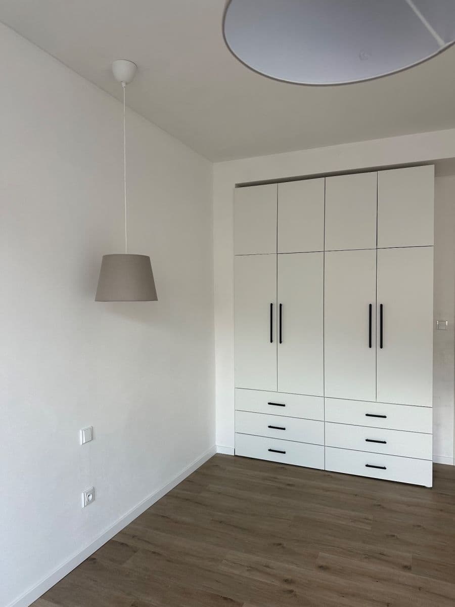 Prenájom bytu 2-izbový 58 m², Riegrova, Černošice, Středočeský kraj Prenájom bytu 2-izbový 58 m², Riegrova, Černošice, Středočeský kraj