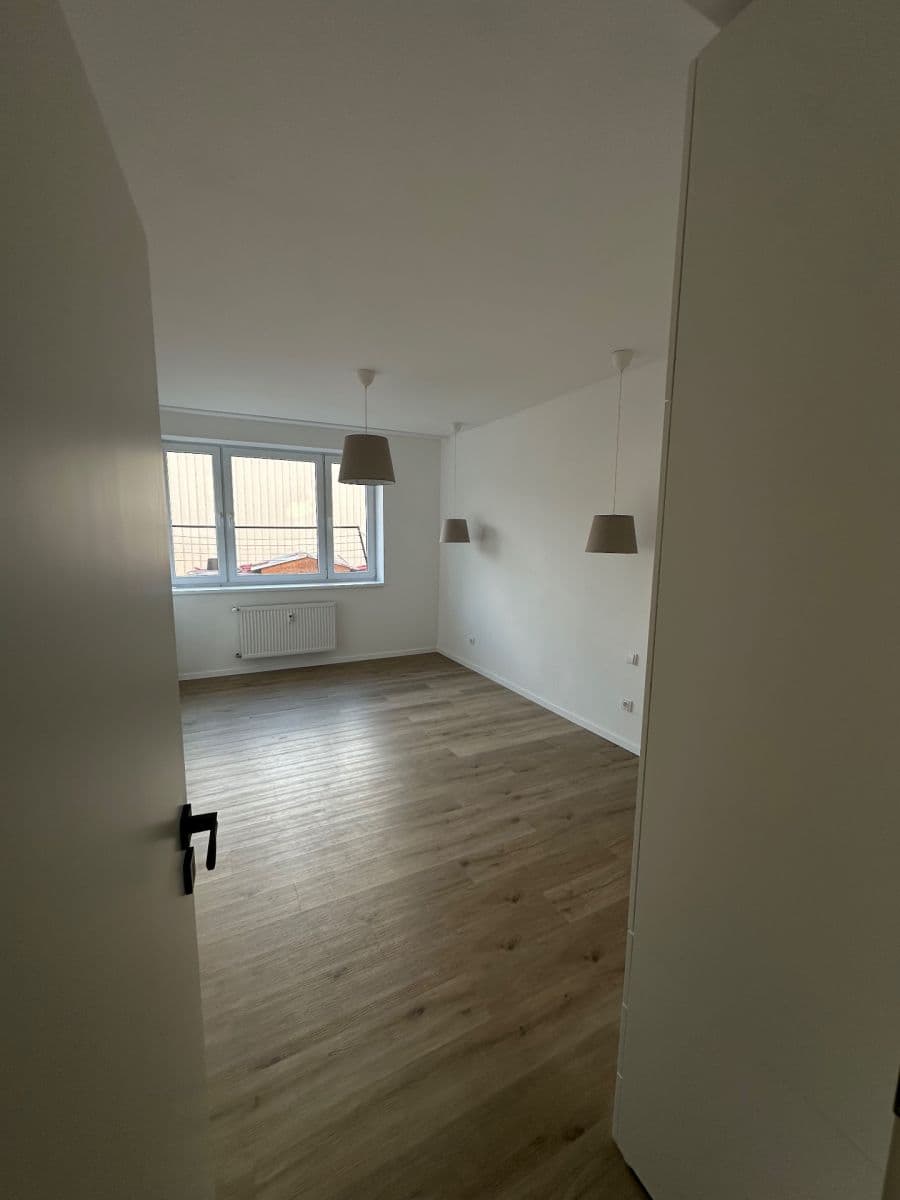 Prenájom bytu 2-izbový 58 m², Riegrova, Černošice, Středočeský kraj Prenájom bytu 2-izbový 58 m², Riegrova, Černošice, Středočeský kraj