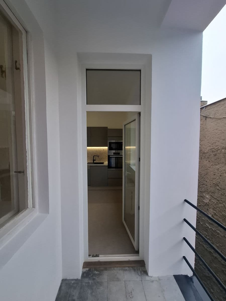 Prenájom bytu 3-izbový 79 m², Moulíkova, Praha, Praha Prenájom bytu 3-izbový 79 m², Moulíkova, Praha, Praha