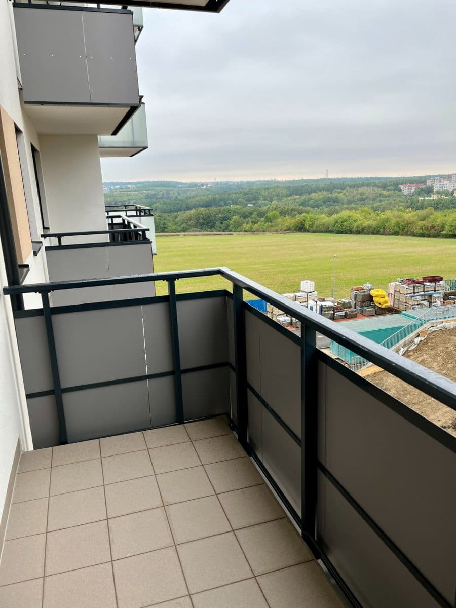Prenájom bytu 1-izbový 31 m², Fabiánové, Praha, Praha Prenájom bytu 1-izbový 31 m², Fabiánové, Praha, Praha