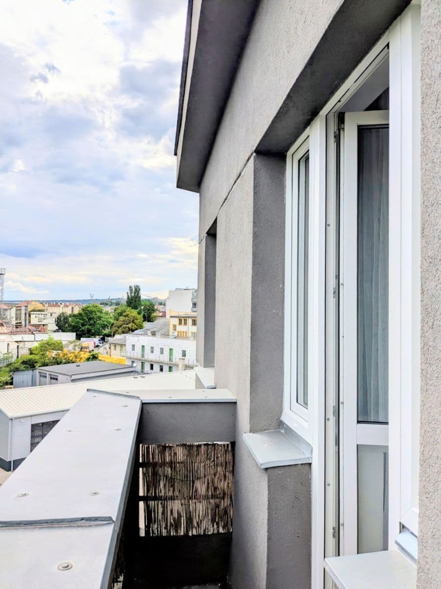 Predaj bytu 2-izbový 51 m², Petrohradská, Praha, Praha Predaj bytu 2-izbový 51 m², Petrohradská, Praha, Praha
