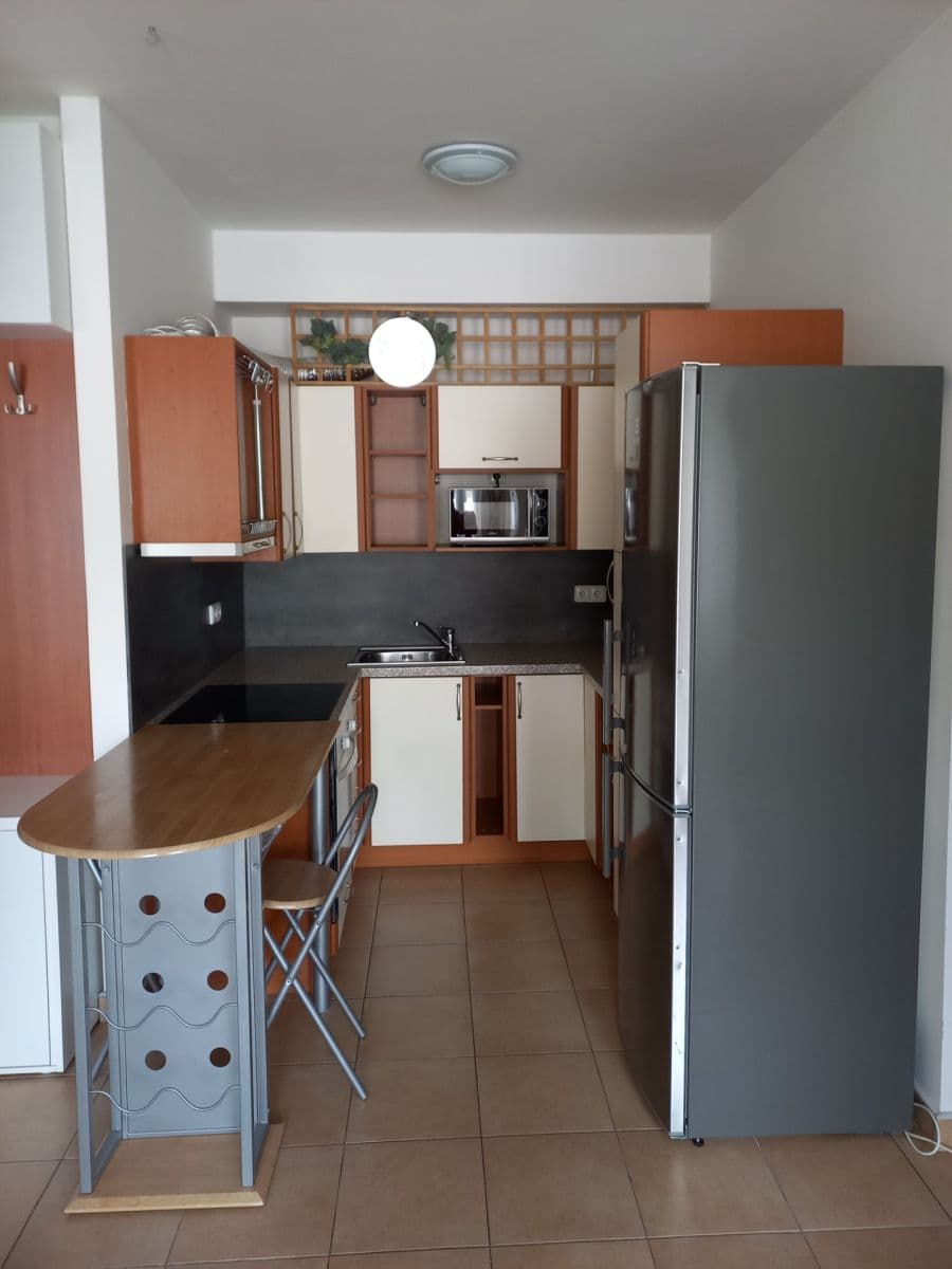 Prenájom bytu 2-izbový 45 m², Pešlova, Praha, Praha Prenájom bytu 2-izbový 45 m², Pešlova, Praha, Praha