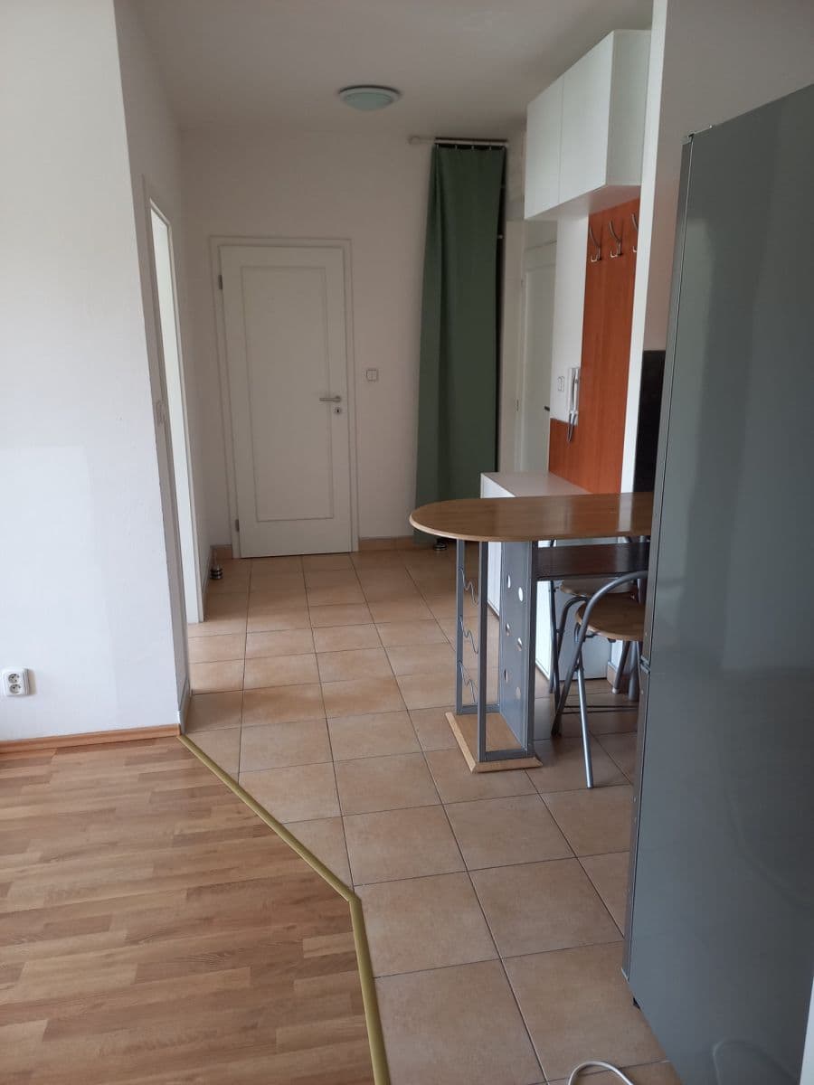 Prenájom bytu 2-izbový 45 m², Pešlova, Praha, Praha Prenájom bytu 2-izbový 45 m², Pešlova, Praha, Praha