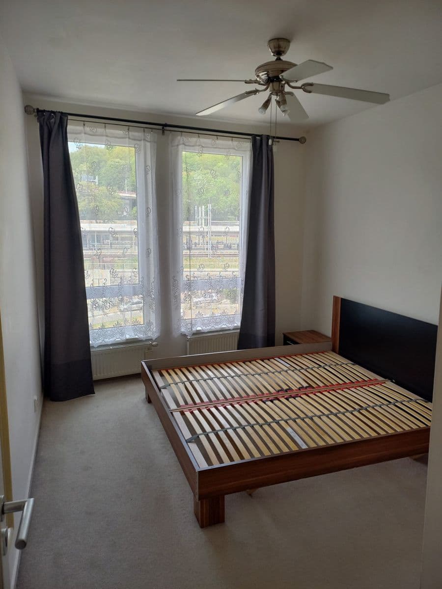 Prenájom bytu 2-izbový 45 m², Pešlova, Praha, Praha Prenájom bytu 2-izbový 45 m², Pešlova, Praha, Praha