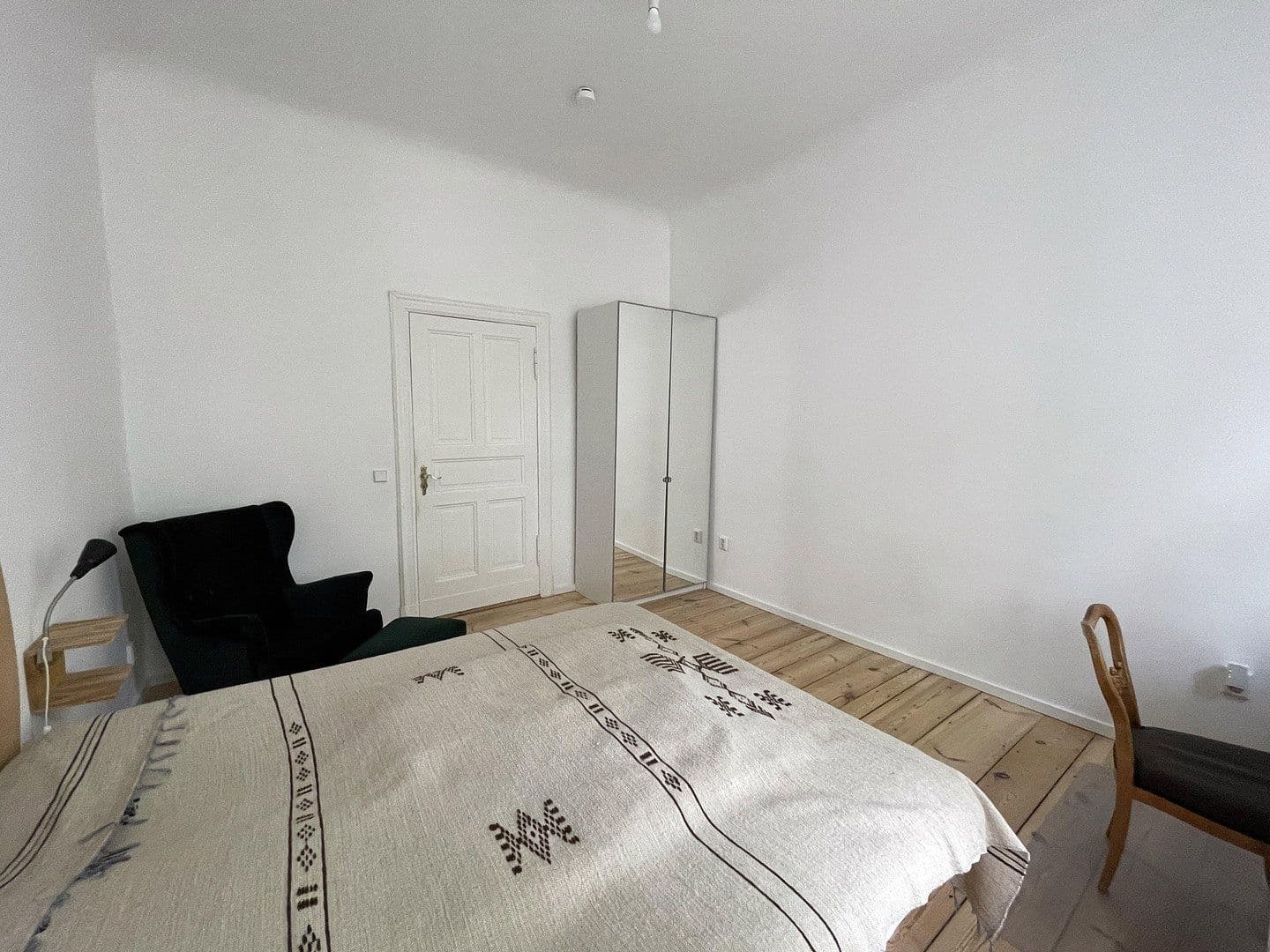 Predaj bytu 2-izbový 71 m², Maxstr., Berlin, Berlín Predaj bytu 2-izbový 71 m², Maxstr., Berlin, Berlín