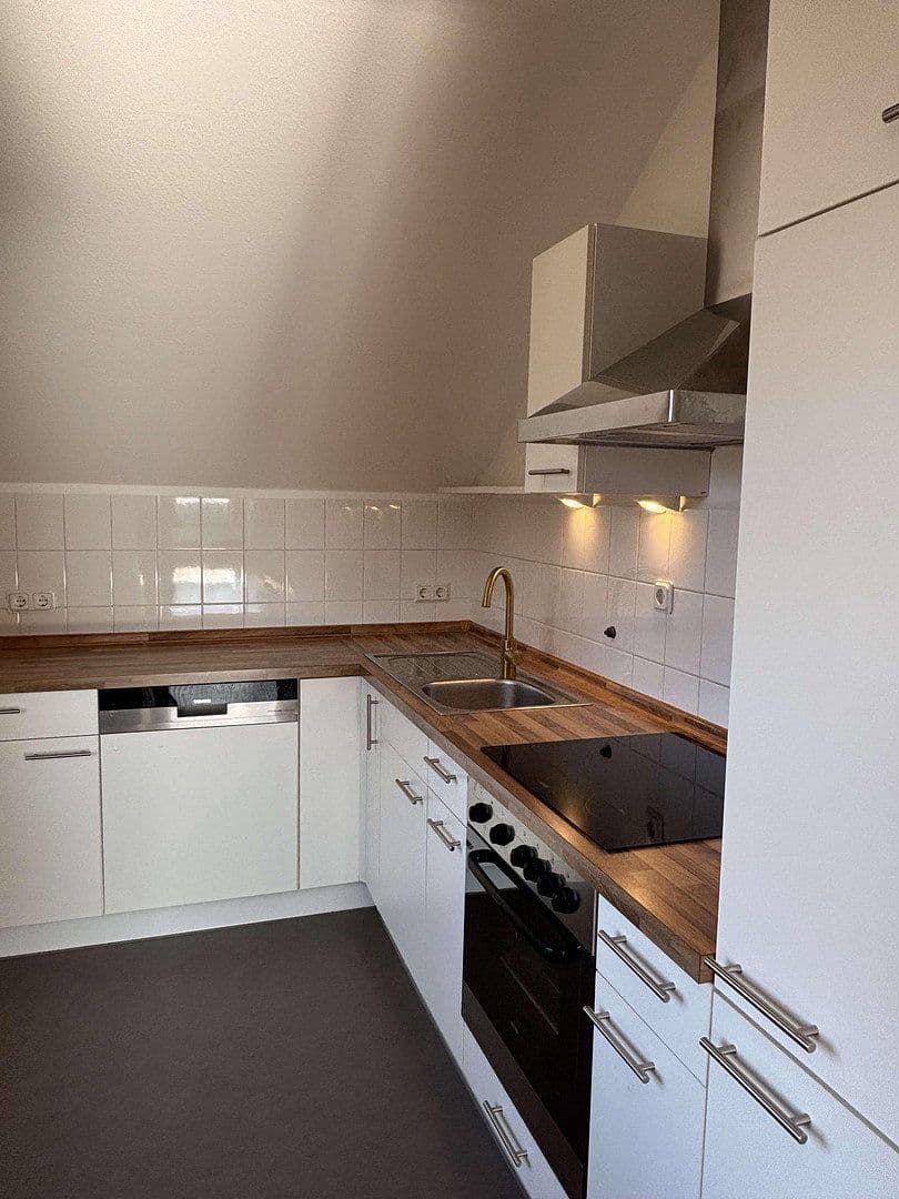 Prenájom bytu 2-izbový 78 m², Fridtjof-Nansen-Weg 9, Göttingen, Dolné Sasko Prenájom bytu 2-izbový 78 m², Fridtjof-Nansen-Weg 9, Göttingen, Dolné Sasko