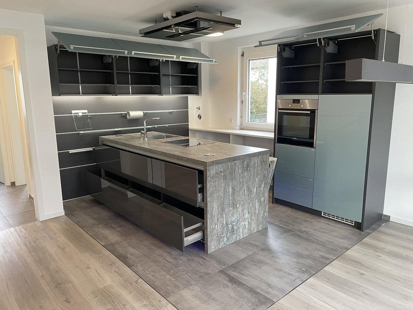 Prenájom bytu 3-izbový 85 m², Griesheim, Hesensko Prenájom bytu 3-izbový 85 m², Griesheim, Hesensko
