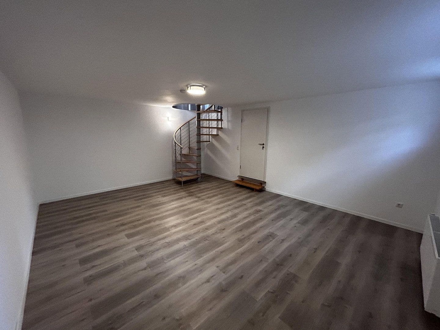 Prenájom bytu 3-izbový 85 m², Griesheim, Hesensko Prenájom bytu 3-izbový 85 m², Griesheim, Hesensko