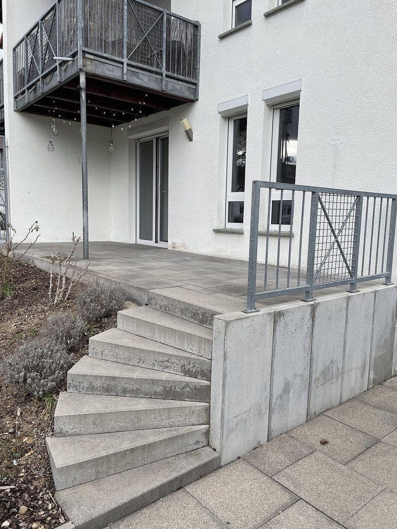 Prenájom bytu 3-izbový 85 m², Griesheim, Hesensko Prenájom bytu 3-izbový 85 m², Griesheim, Hesensko