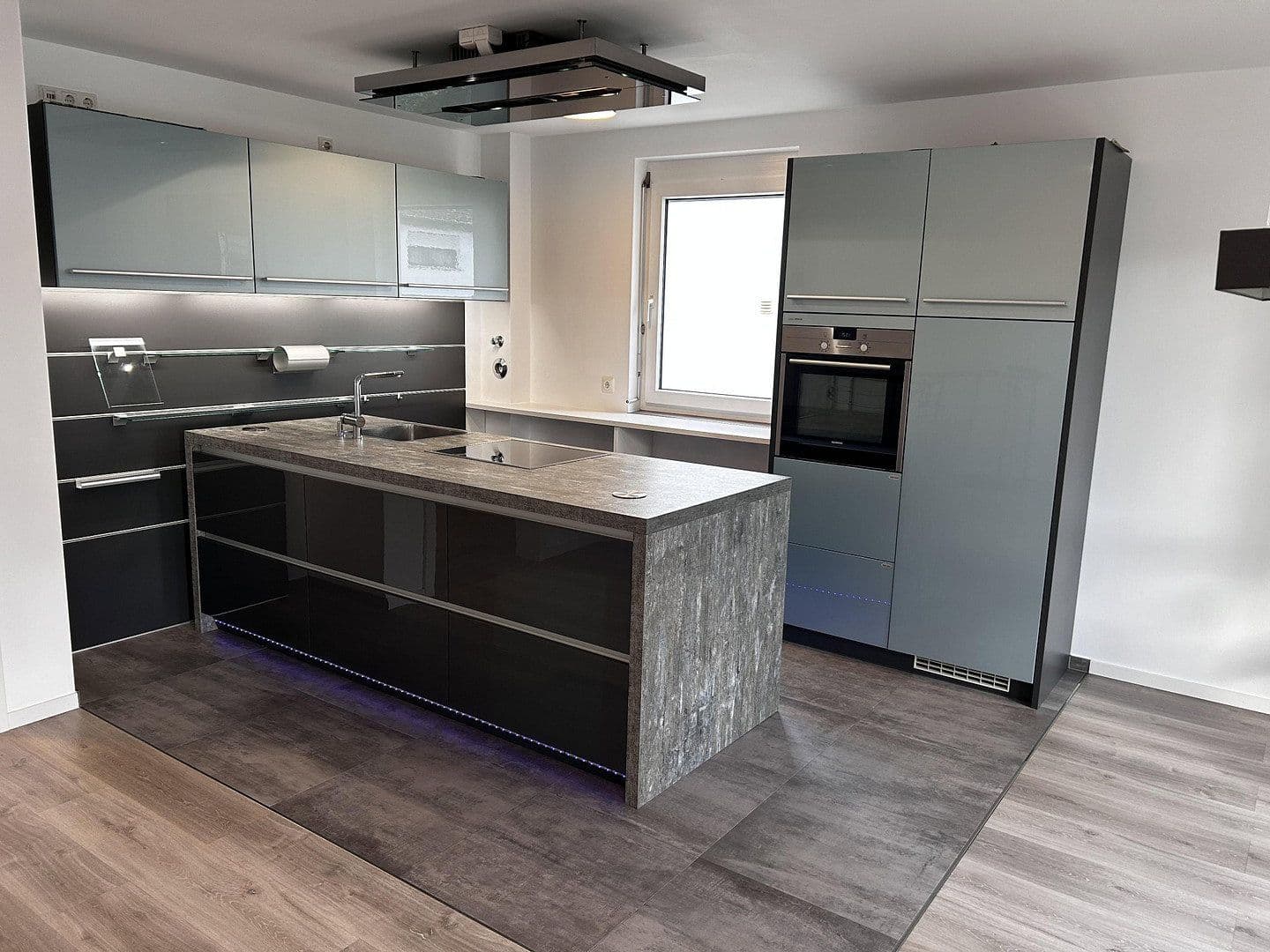 Prenájom bytu 3-izbový 85 m², Griesheim, Hesensko Prenájom bytu 3-izbový 85 m², Griesheim, Hesensko