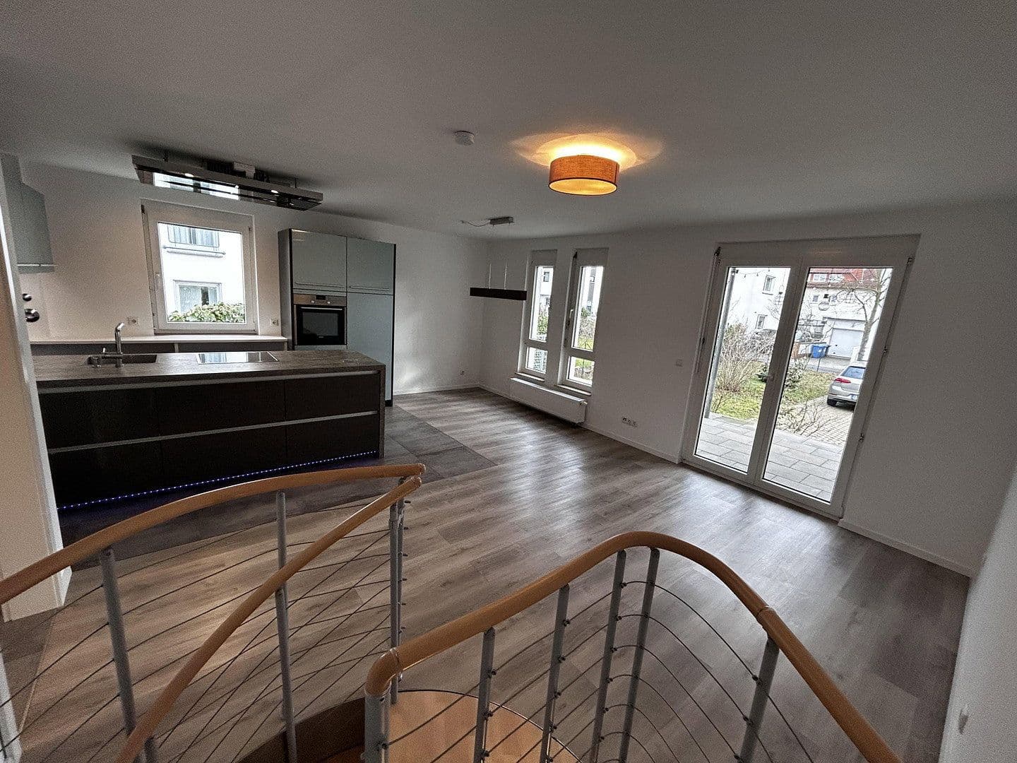 Prenájom bytu 3-izbový 85 m², Griesheim, Hesensko Prenájom bytu 3-izbový 85 m², Griesheim, Hesensko