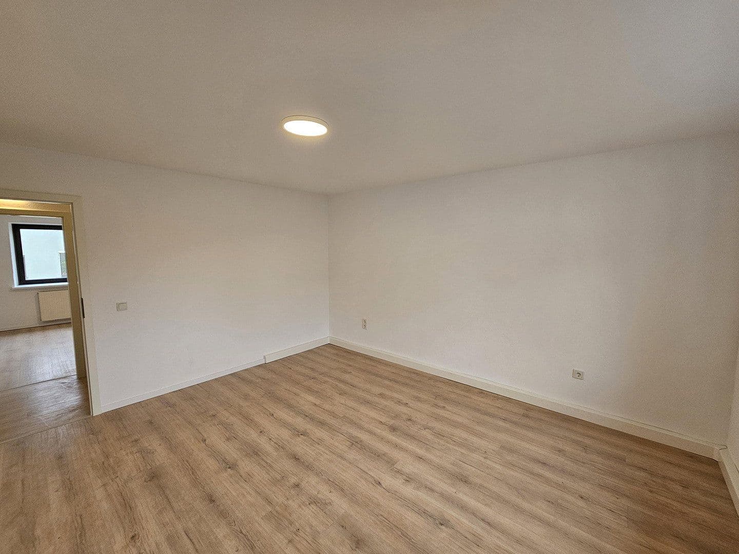 Prenájom bytu 2-izbový 48 m², Brückenstraße 26, Schiffweiler, Sársko Prenájom bytu 2-izbový 48 m², Brückenstraße 26, Schiffweiler, Sársko