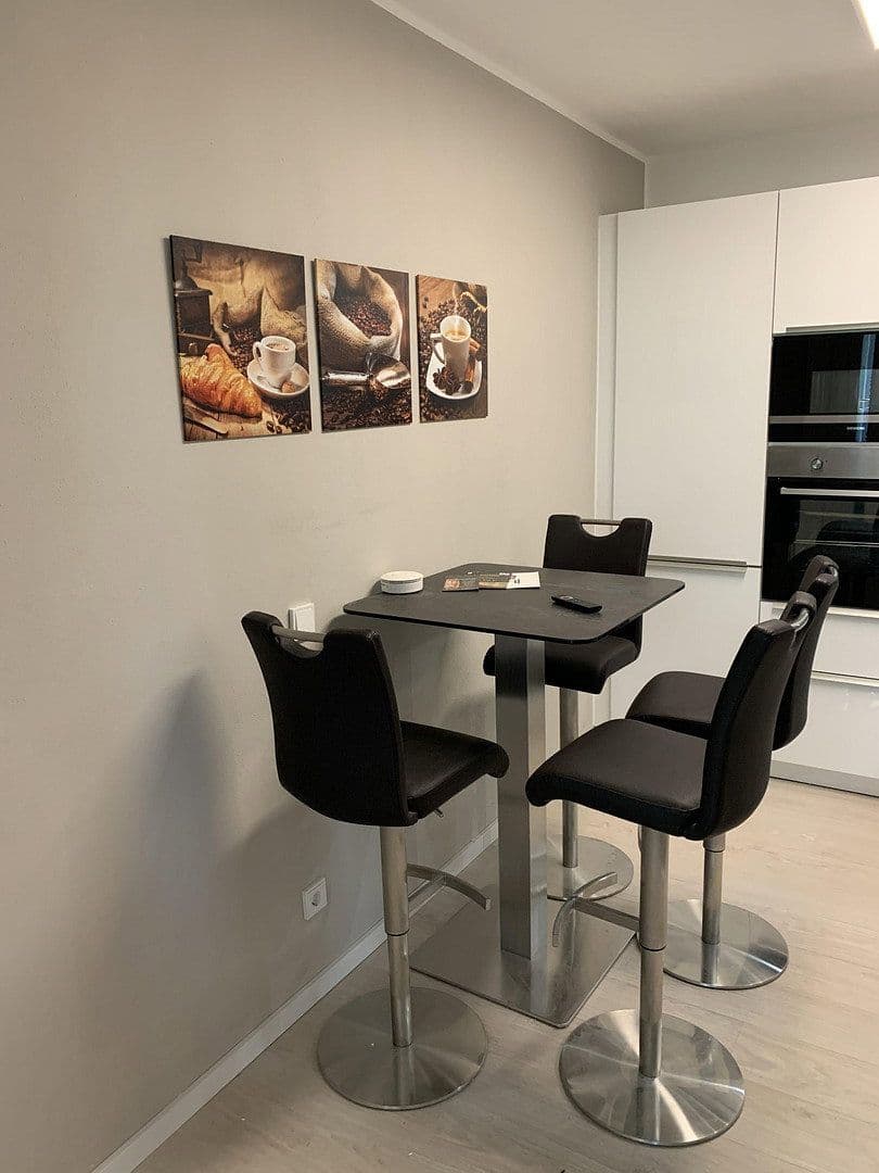 Predaj bytu 2-izbový 67 m², Prinzregentenstraße 130, München, Bavorsko Predaj bytu 2-izbový 67 m², Prinzregentenstraße 130, München, Bavorsko
