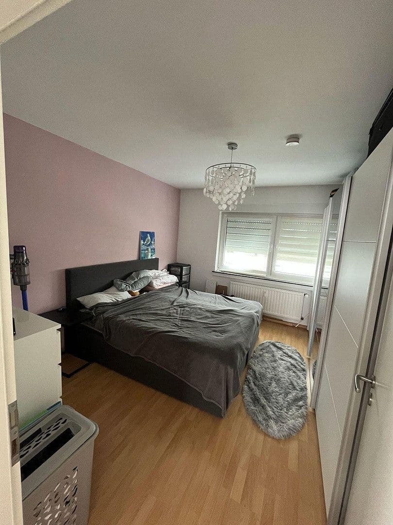 Prenájom bytu 3-izbový 69 m², Quettinger Str. 279, Leverkusen, Severné Porýnie - Westfálsko Prenájom bytu 3-izbový 69 m², Quettinger Str. 279, Leverkusen, Severné Porýnie - Westfálsko