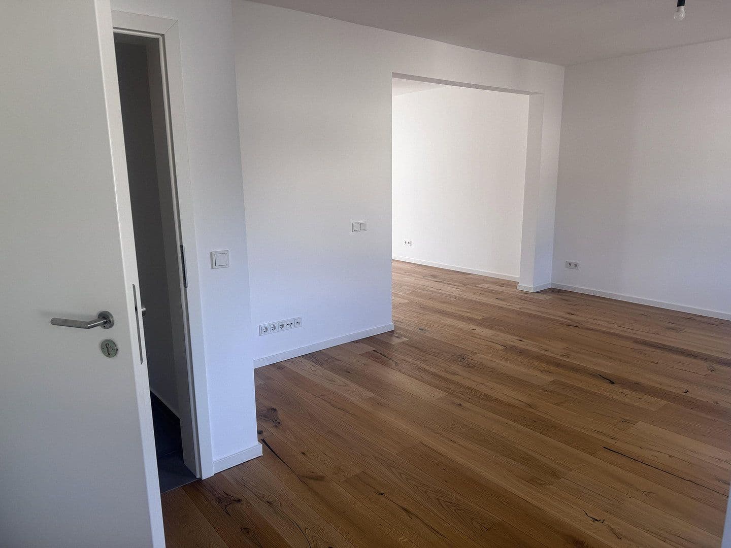 Prenájom bytu 4-izbový 107 m², Am Schießberg 4, Herborn, Hesensko Prenájom bytu 4-izbový 107 m², Am Schießberg 4, Herborn, Hesensko