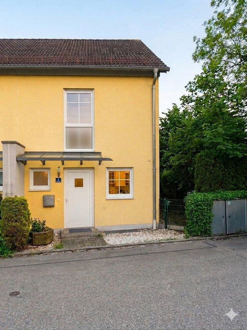 Predaj domu 117 m², pozemek 184 m², Unterschleißheim, Bavorsko Predaj domu 117 m², pozemek 184 m², Unterschleißheim, Bavorsko