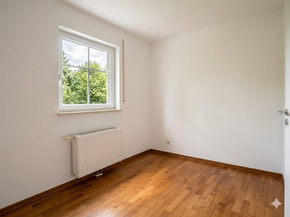 Predaj domu 117 m², pozemek 184 m², Unterschleißheim, Bavorsko Predaj domu 117 m², pozemek 184 m², Unterschleißheim, Bavorsko