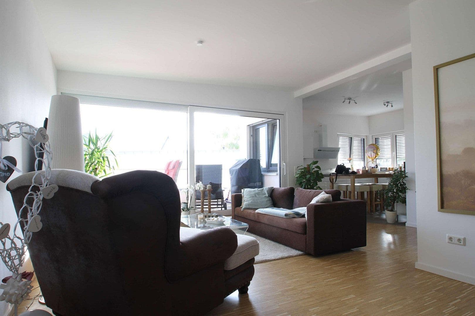 Predaj bytu 3-izbový 92 m², Dornheckenstr. 34a, Bonn, Severné Porýnie - Westfálsko Predaj bytu 3-izbový 92 m², Dornheckenstr. 34a, Bonn, Severné Porýnie - Westfálsko