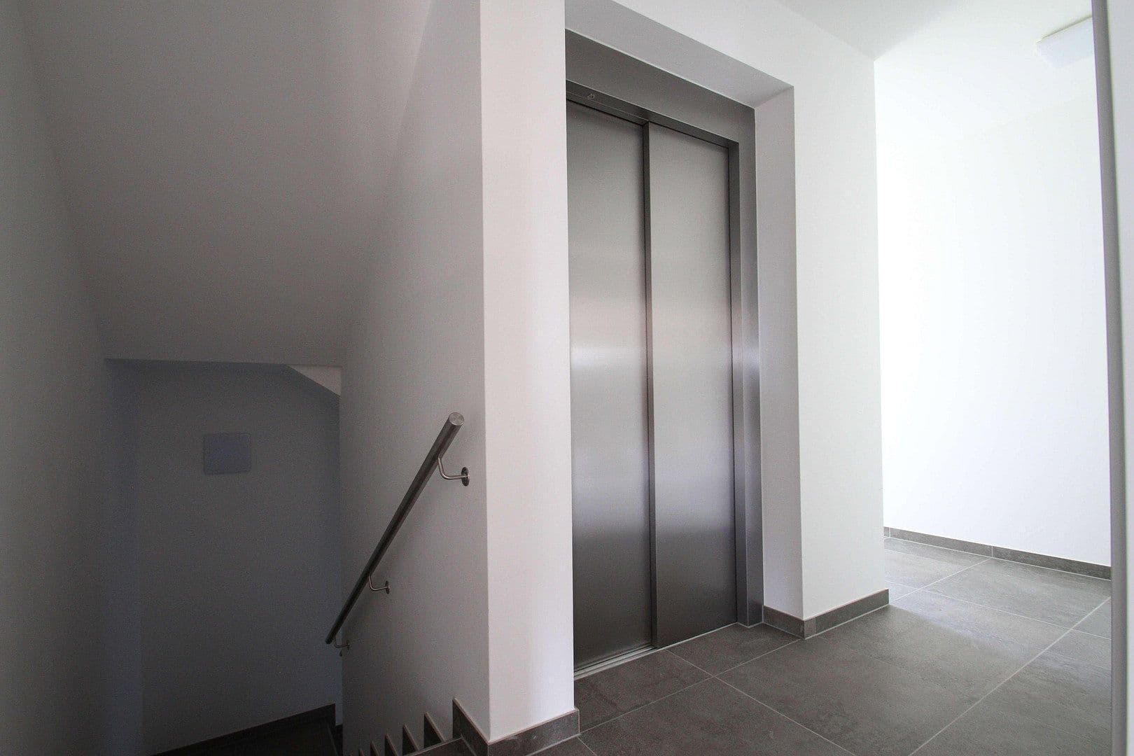 Predaj bytu 3-izbový 92 m², Dornheckenstr. 34a, Bonn, Severné Porýnie - Westfálsko Predaj bytu 3-izbový 92 m², Dornheckenstr. 34a, Bonn, Severné Porýnie - Westfálsko