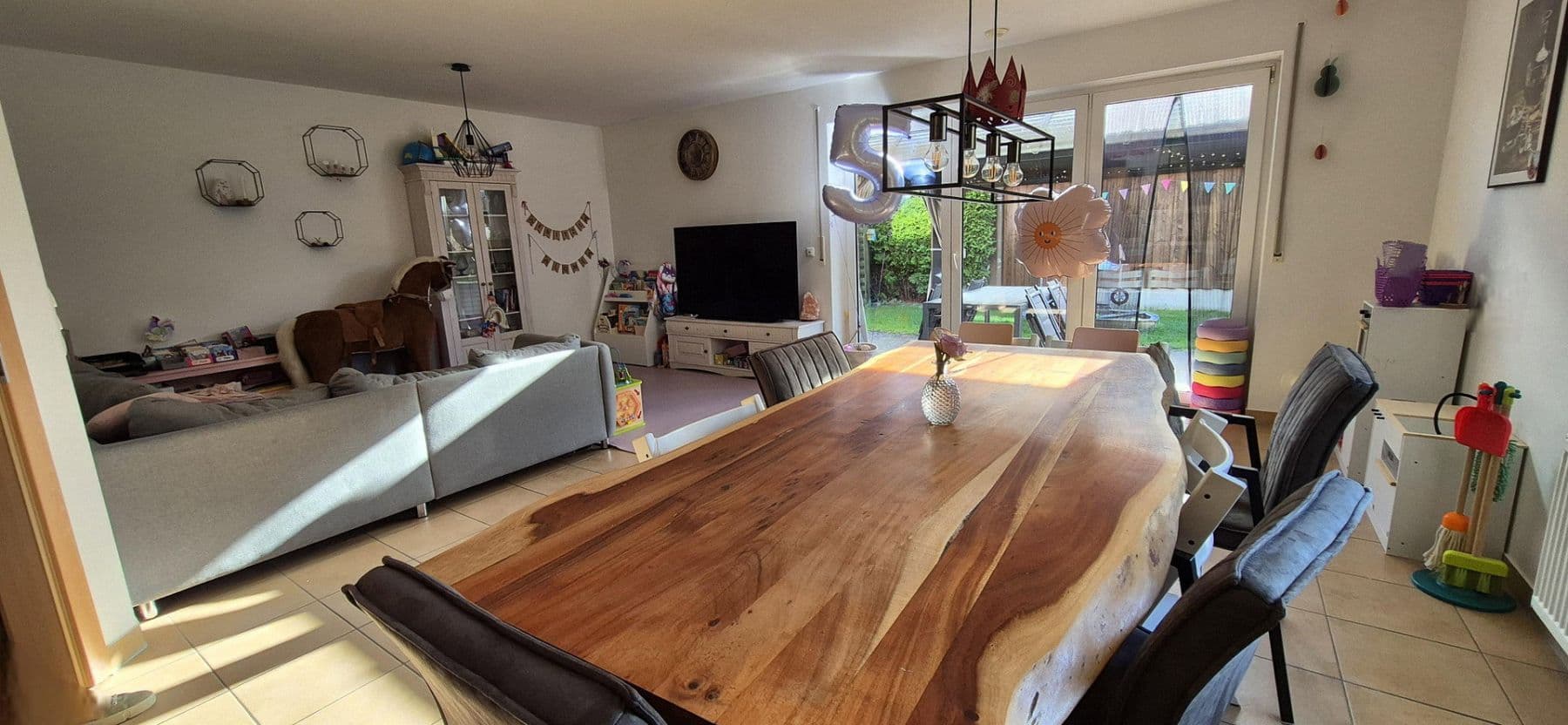 Predaj domu 220 m², pozemek 759 m², Apensen, Dolné Sasko Predaj domu 220 m², pozemek 759 m², Apensen, Dolné Sasko