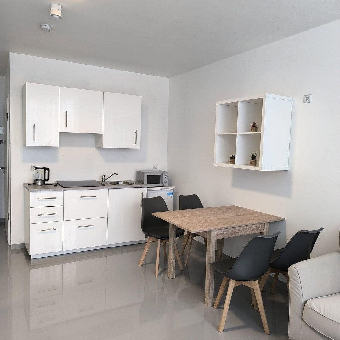 Predaj domu 7.193 m², pozemek 3.026 m², Landsberger Str 16, Halle, Sasko-Anhaltsko Predaj domu 7.193 m², pozemek 3.026 m², Landsberger Str 16, Halle, Sasko-Anhaltsko