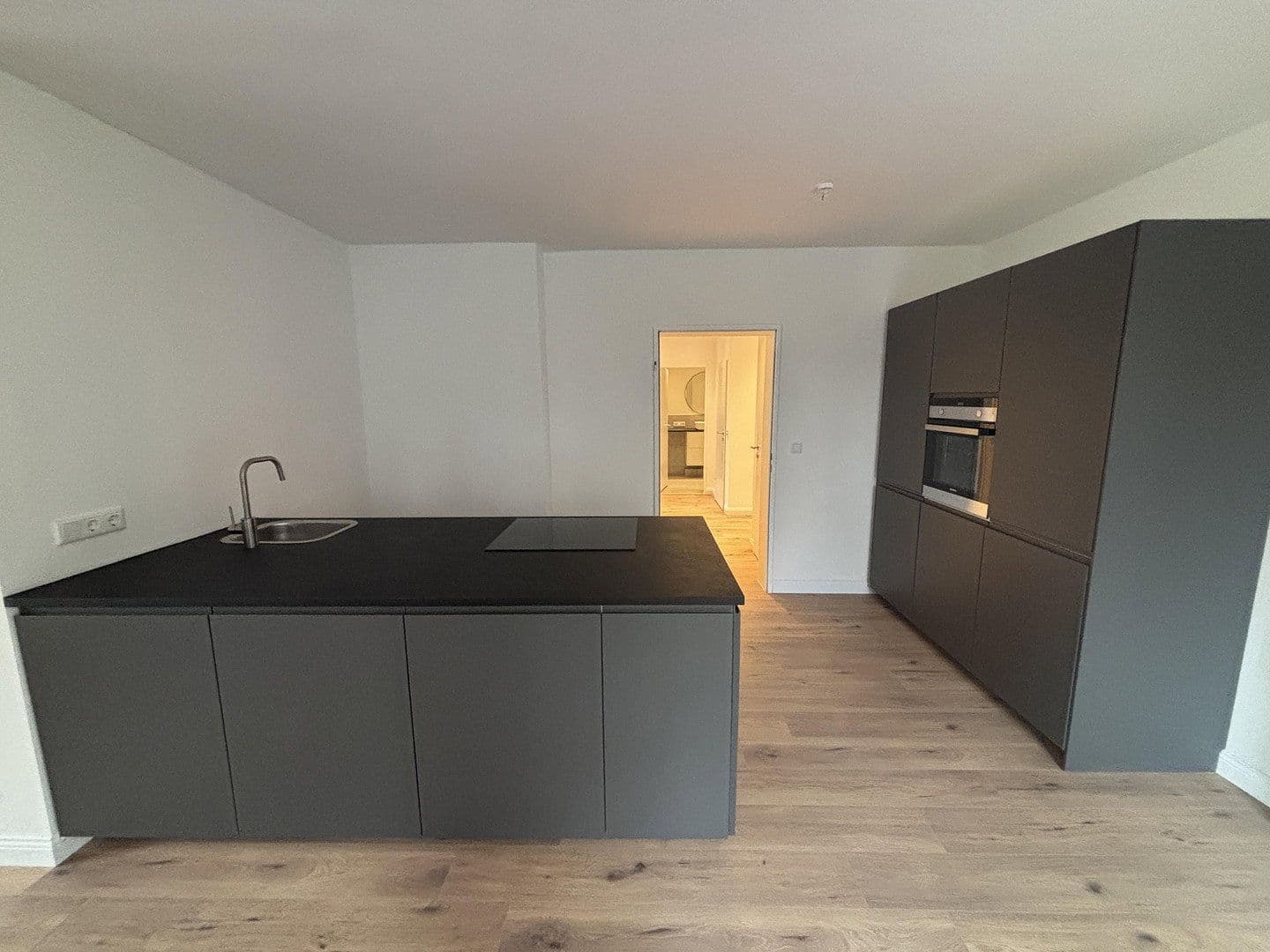 Predaj bytu 3-izbový 77 m², Hamburg, Hamburg Predaj bytu 3-izbový 77 m², Hamburg, Hamburg