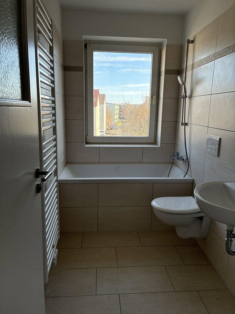 Prenájom bytu 2-izbový 51 m², Amalienstraße 124, Dessau-Roßlau, Sasko-Anhaltsko Prenájom bytu 2-izbový 51 m², Amalienstraße 124, Dessau-Roßlau, Sasko-Anhaltsko