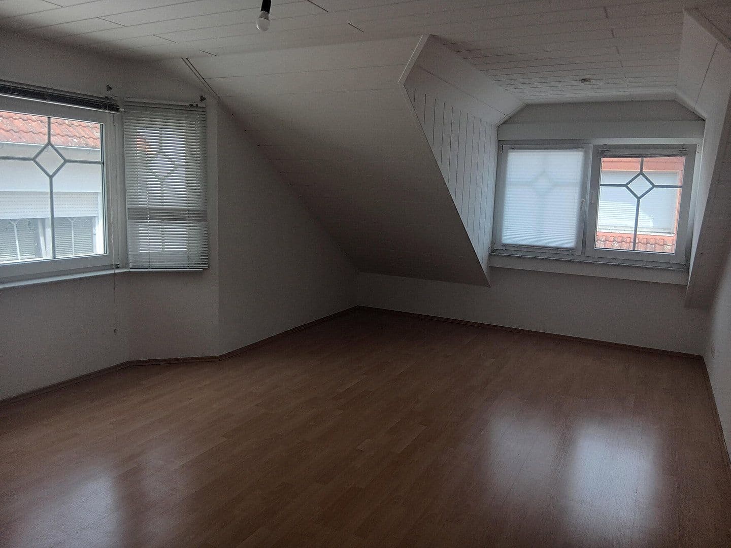 Prenájom bytu 3-izbový 89 m², Rödermark, Hesensko Prenájom bytu 3-izbový 89 m², Rödermark, Hesensko