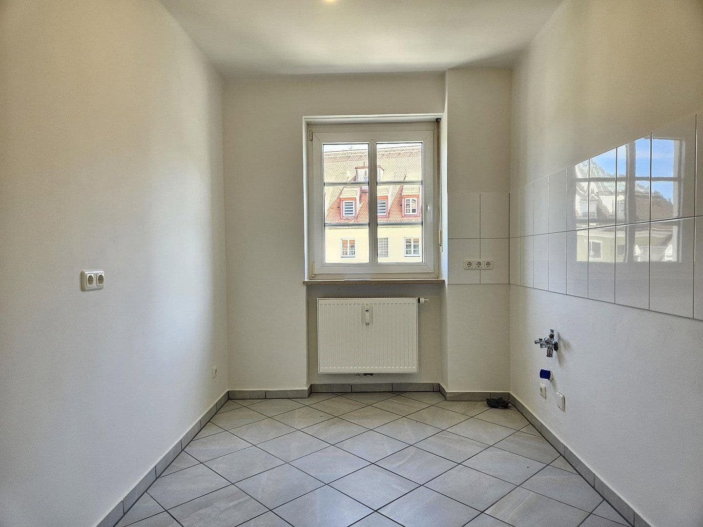 Prenájom bytu 3-izbový 92 m², Kreuzstraße 11, München, Bavorsko Prenájom bytu 3-izbový 92 m², Kreuzstraße 11, München, Bavorsko