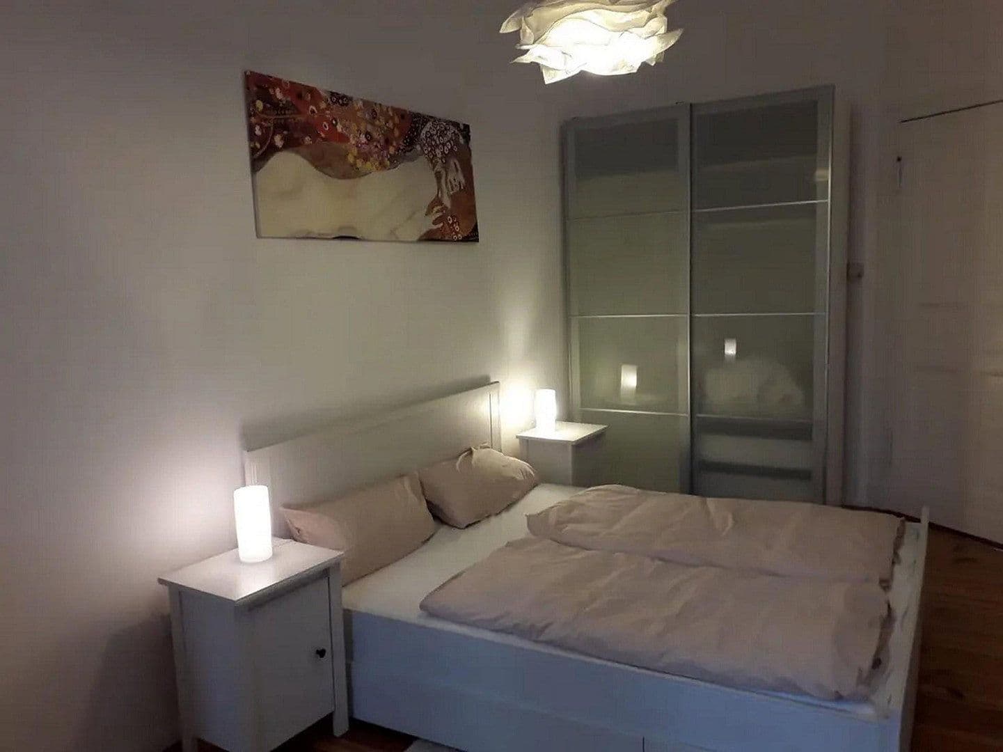 Prenájom bytu 2-izbový 65 m², Berlin, Berlín Prenájom bytu 2-izbový 65 m², Berlin, Berlín