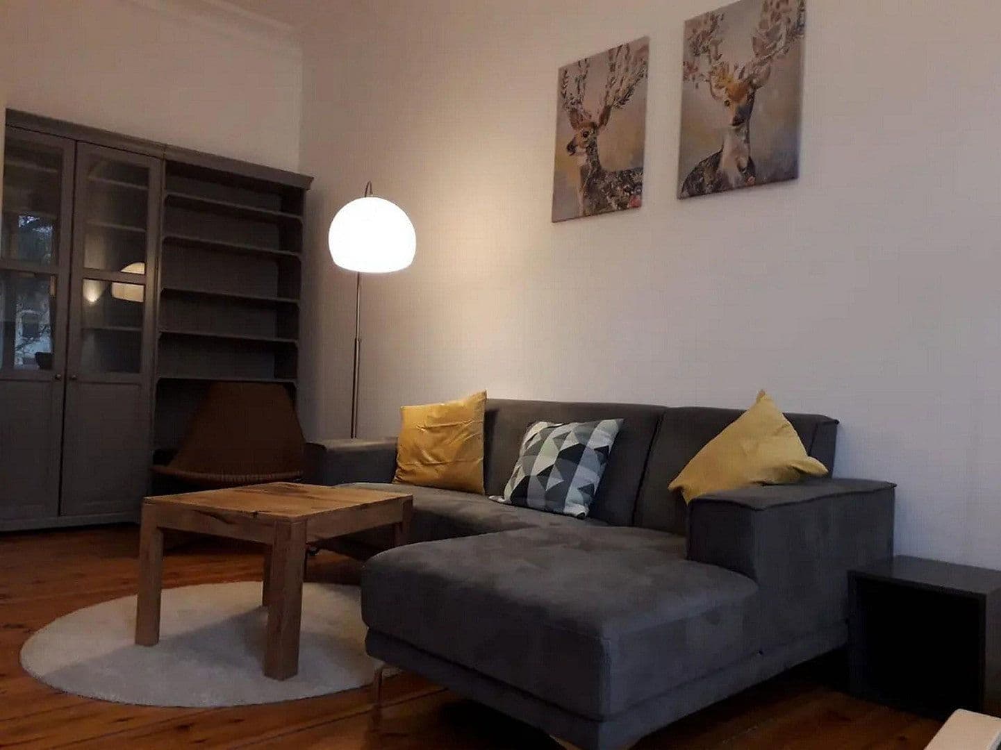 Prenájom bytu 2-izbový 65 m², Berlin, Berlín Prenájom bytu 2-izbový 65 m², Berlin, Berlín