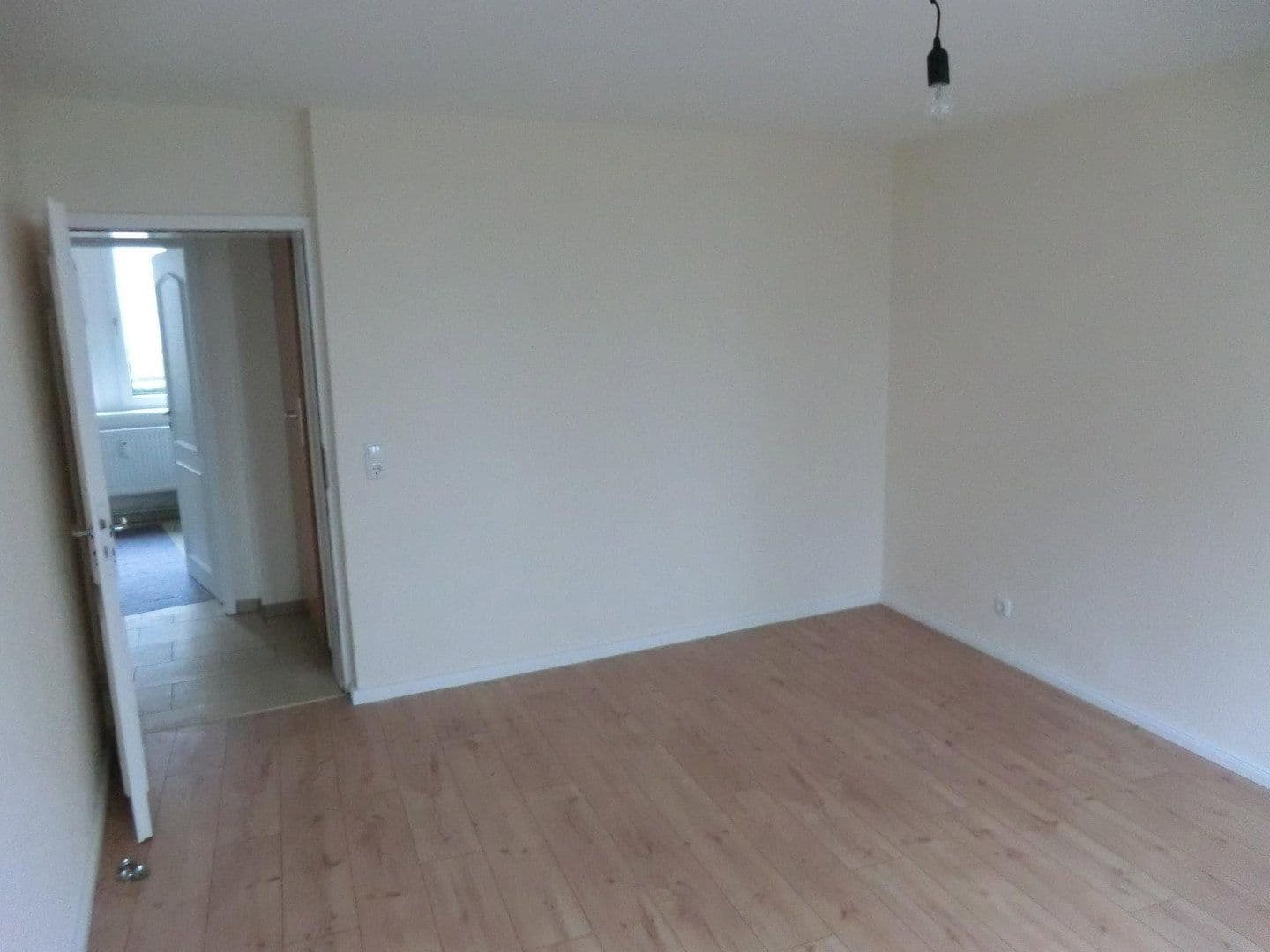 Prenájom bytu 2-izbový 47 m², Sadowastr. 2, Lübeck, Šlezvicko-Holštajnsko Prenájom bytu 2-izbový 47 m², Sadowastr. 2, Lübeck, Šlezvicko-Holštajnsko