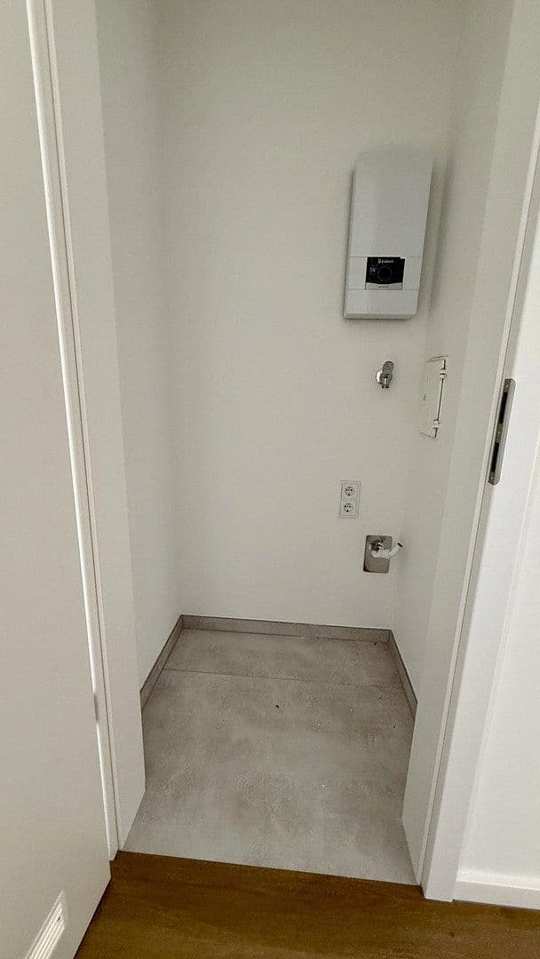 Prenájom bytu 4-izbový 121 m², Stuckstrasse 5, Nürnberg, Bavorsko Prenájom bytu 4-izbový 121 m², Stuckstrasse 5, Nürnberg, Bavorsko