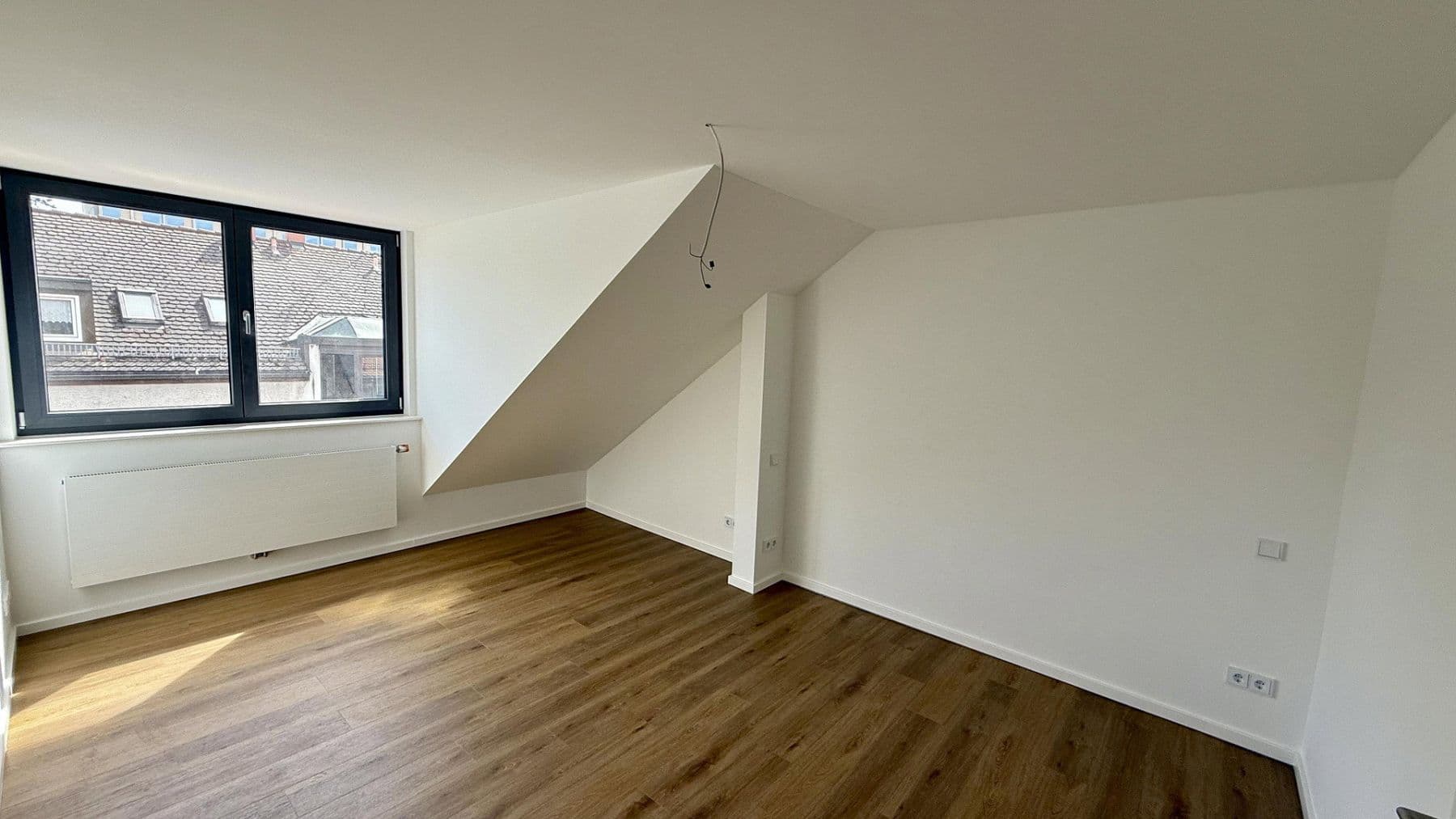 Prenájom bytu 4-izbový 121 m², Stuckstrasse 5, Nürnberg, Bavorsko Prenájom bytu 4-izbový 121 m², Stuckstrasse 5, Nürnberg, Bavorsko