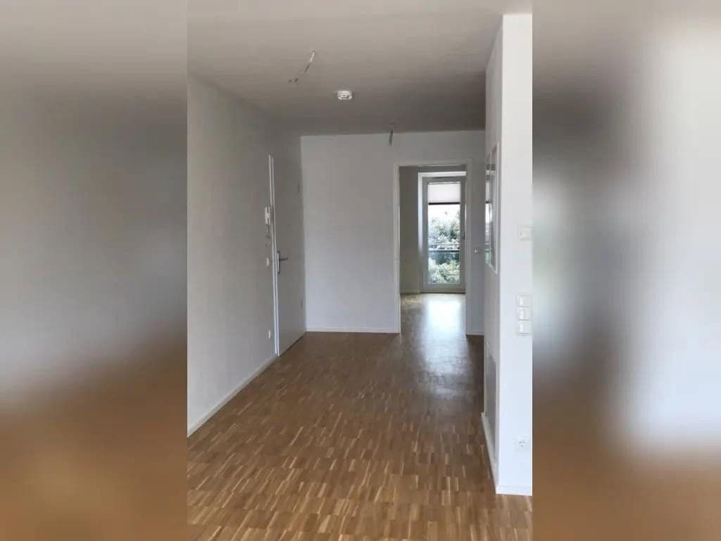 Prenájom bytu 3-izbový 74 m², Köln, Severné Porýnie - Westfálsko Prenájom bytu 3-izbový 74 m², Köln, Severné Porýnie - Westfálsko
