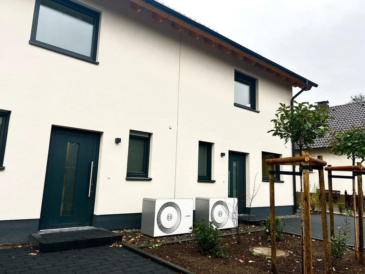 Prenájom domu 145 m², pozemek 195 m², Lohmar, Severné Porýnie - Westfálsko Prenájom domu 145 m², pozemek 195 m², Lohmar, Severné Porýnie - Westfálsko
