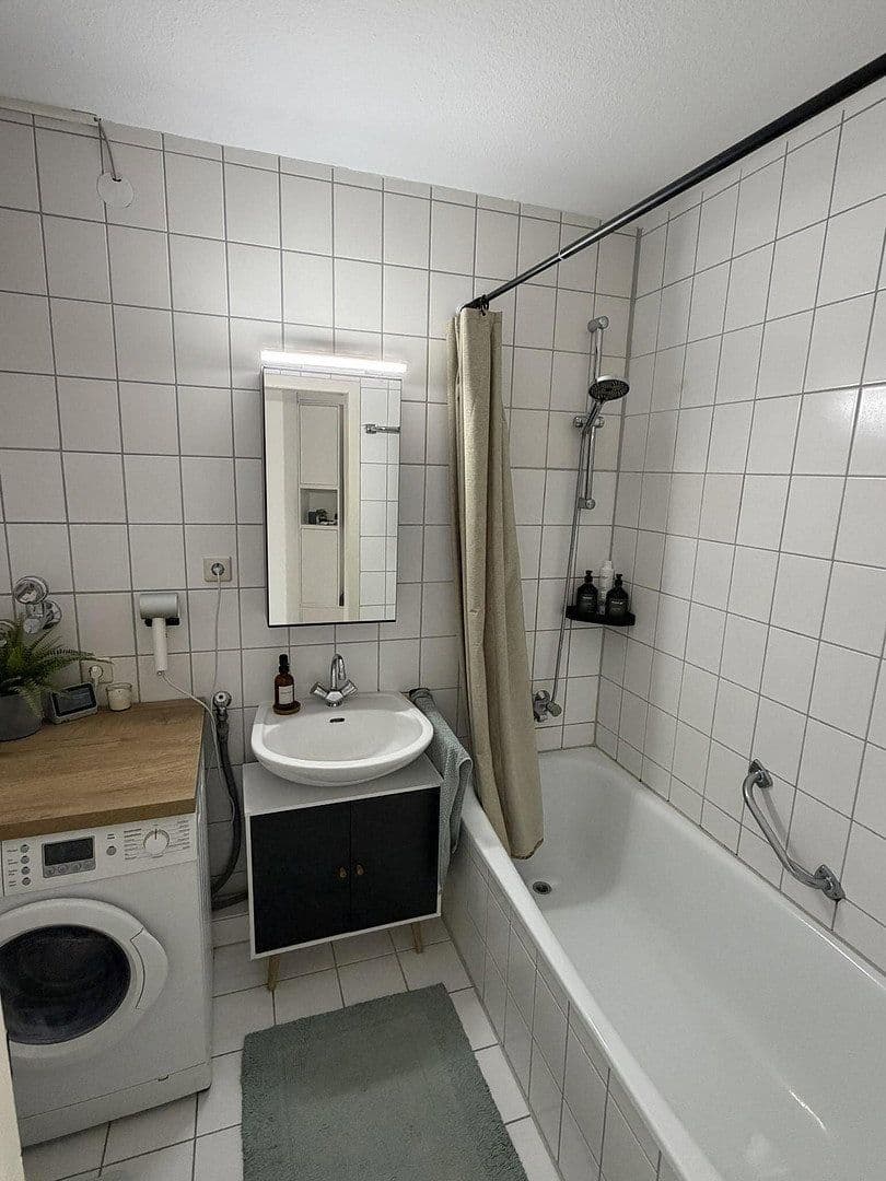 Prenájom bytu 2-izbový 61 m², Auer Str. 34, Karlsruhe, Bádensko-Wurttembersko Prenájom bytu 2-izbový 61 m², Auer Str. 34, Karlsruhe, Bádensko-Wurttembersko