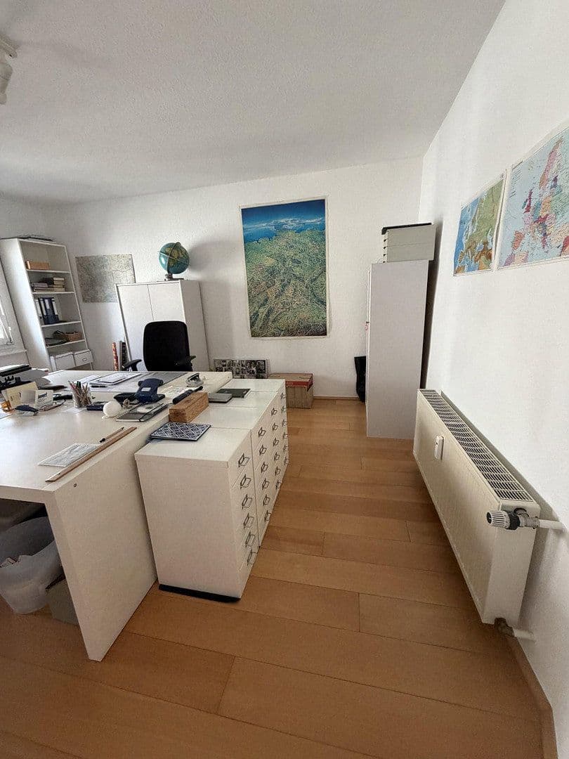 Prenájom domu 220 m², pozemek 200 m², Ruhrstr. 34, Witten, Severné Porýnie - Westfálsko Prenájom domu 220 m², pozemek 200 m², Ruhrstr. 34, Witten, Severné Porýnie - Westfálsko